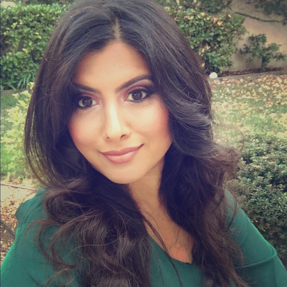 Meet your Posher, Aisha